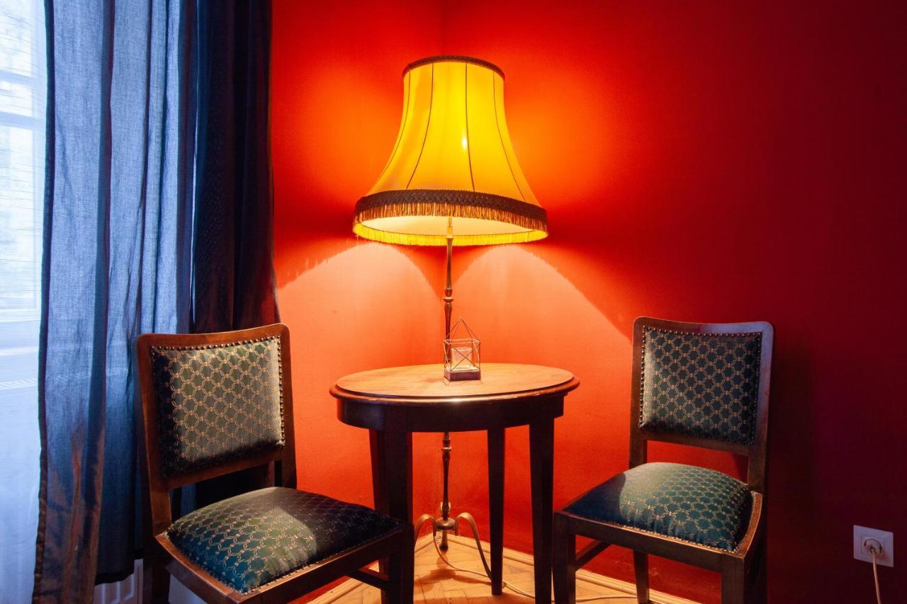 Hedonist Aparthotel