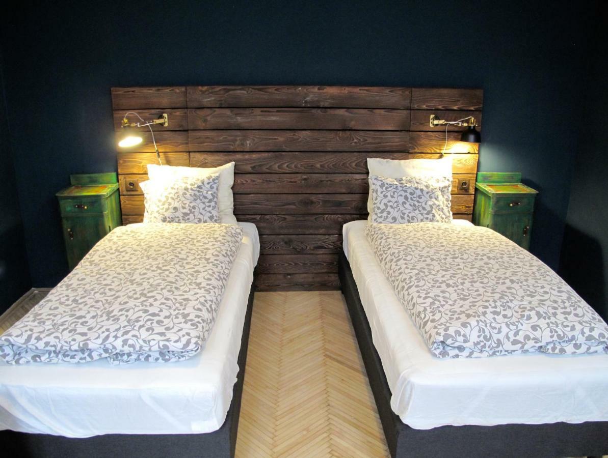 Hedonist Aparthotel