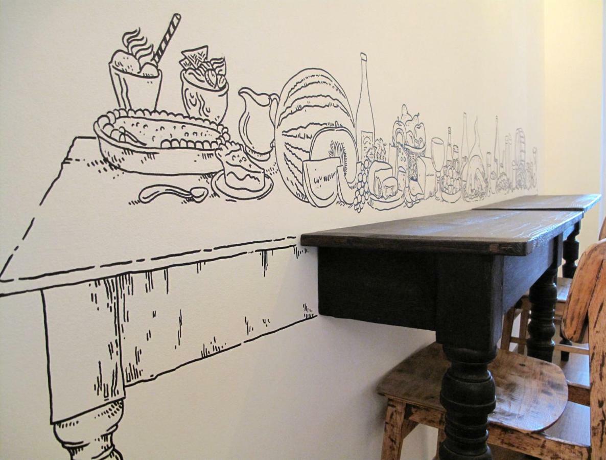Hedonist Aparthotel