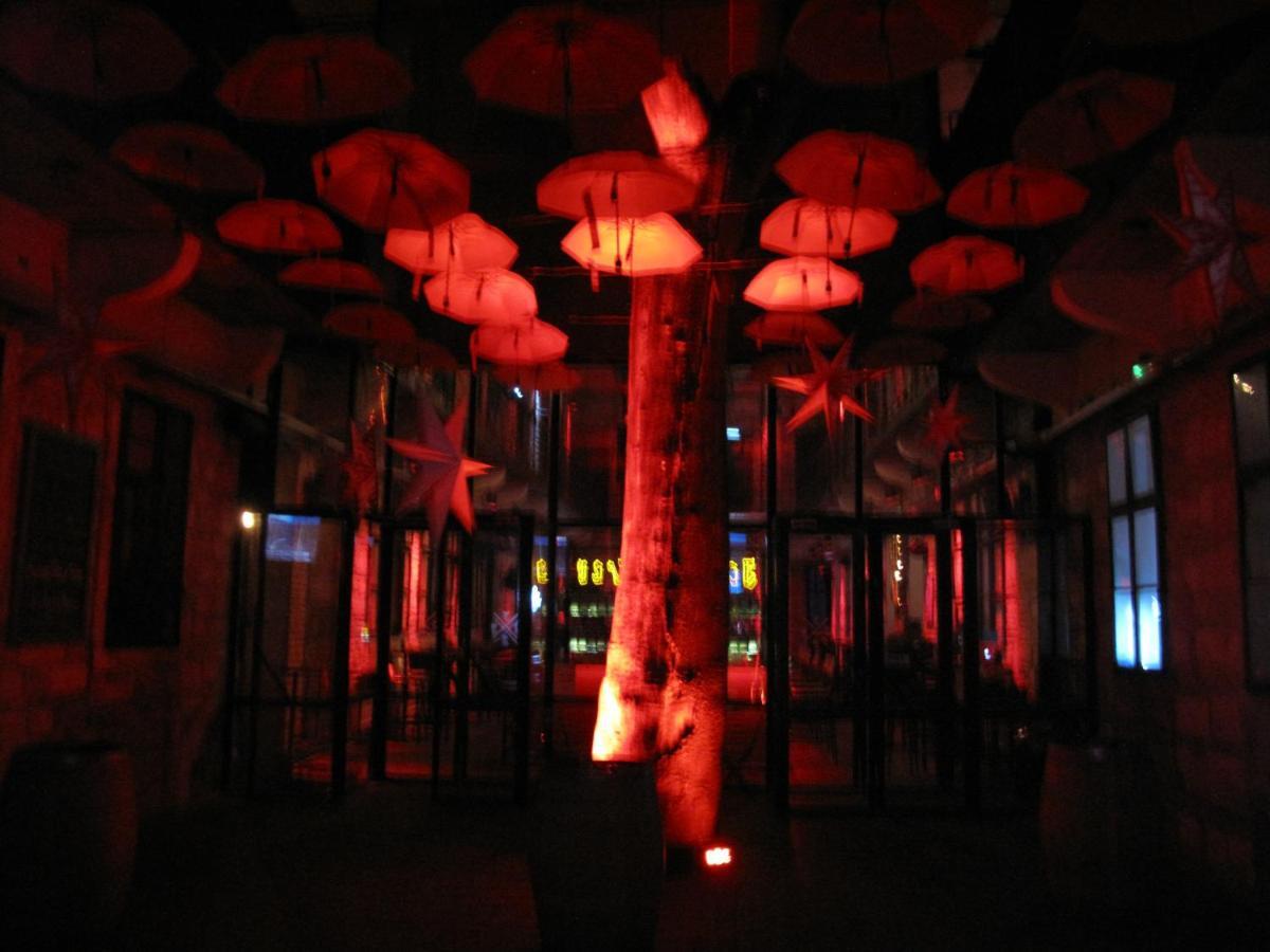 Hedonist Aparthotel